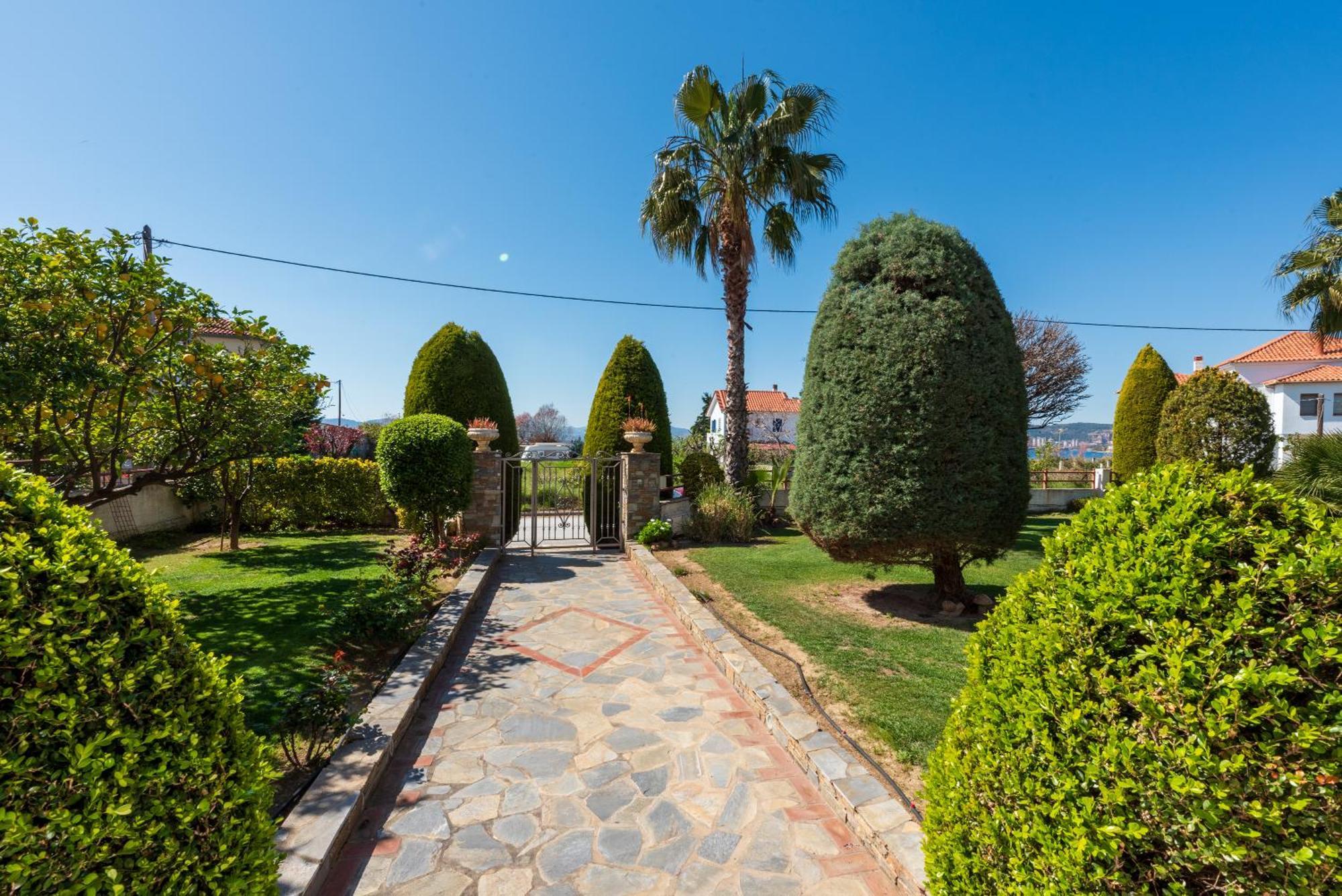 Christina'S Twin Palm Trees House Apartamento Agria Exterior foto